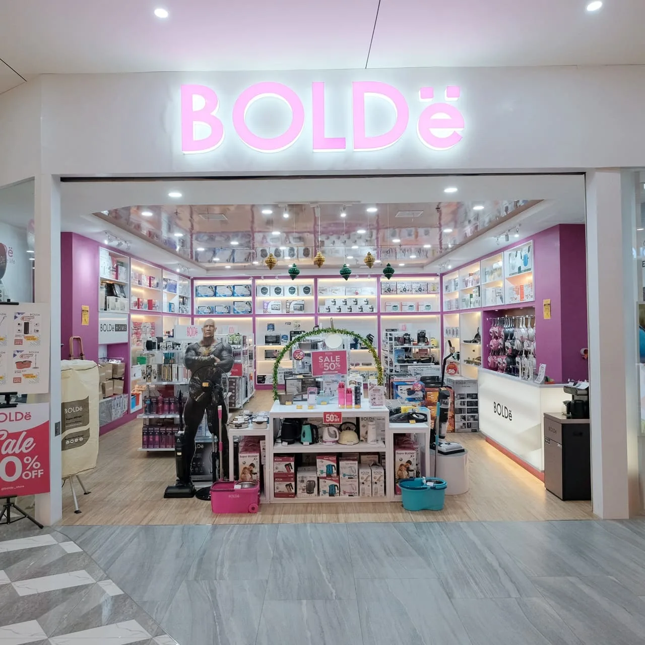 BOLDe Plaza Ambarrukmo