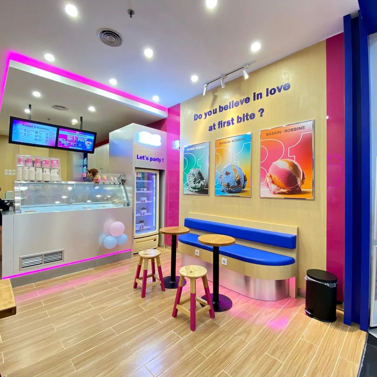 Baskin Robbins Plaza Ambarrukmo