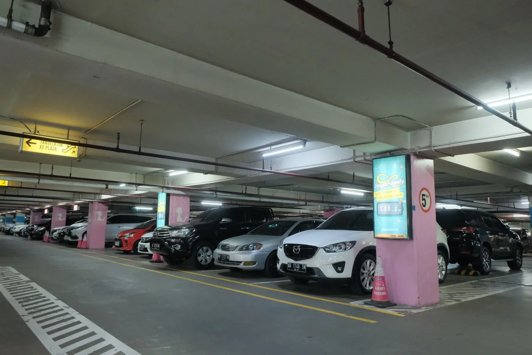 Ladies Parking Plaza Ambarrukmo