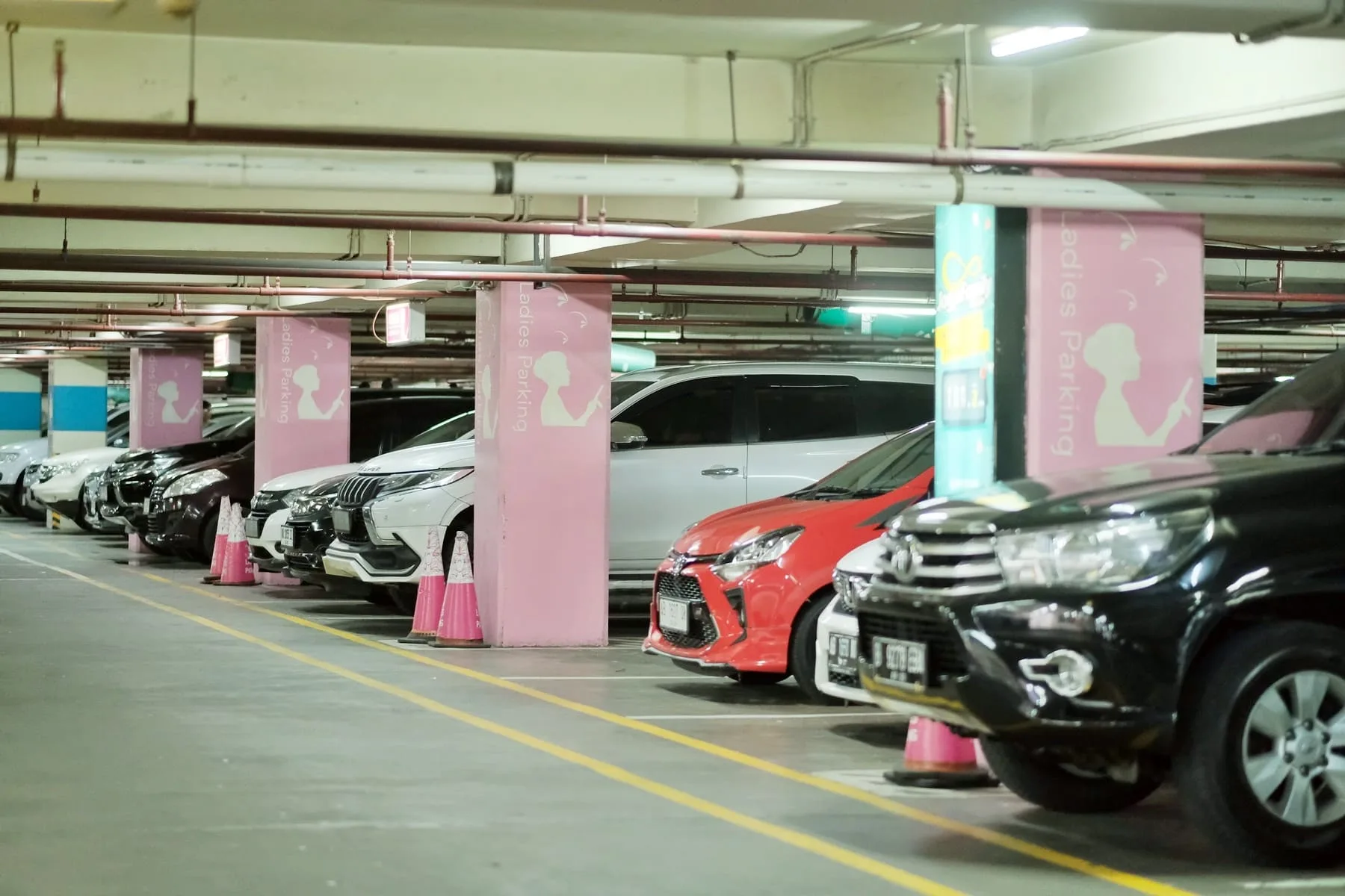 Ladies Parking Plaza Ambarrukmo