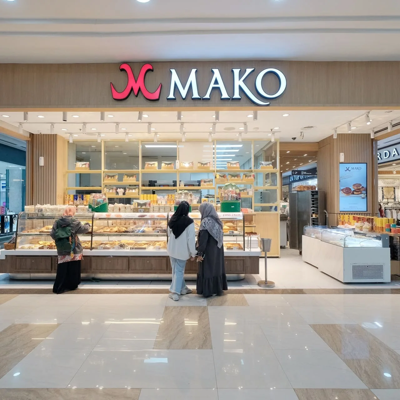 Mako Plaza Ambarrukmo