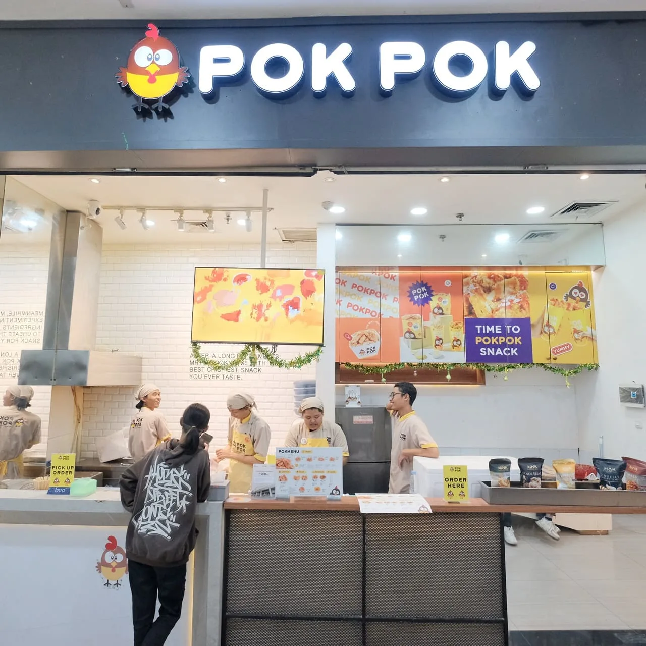 pokpok Plaza Ambarrukmo