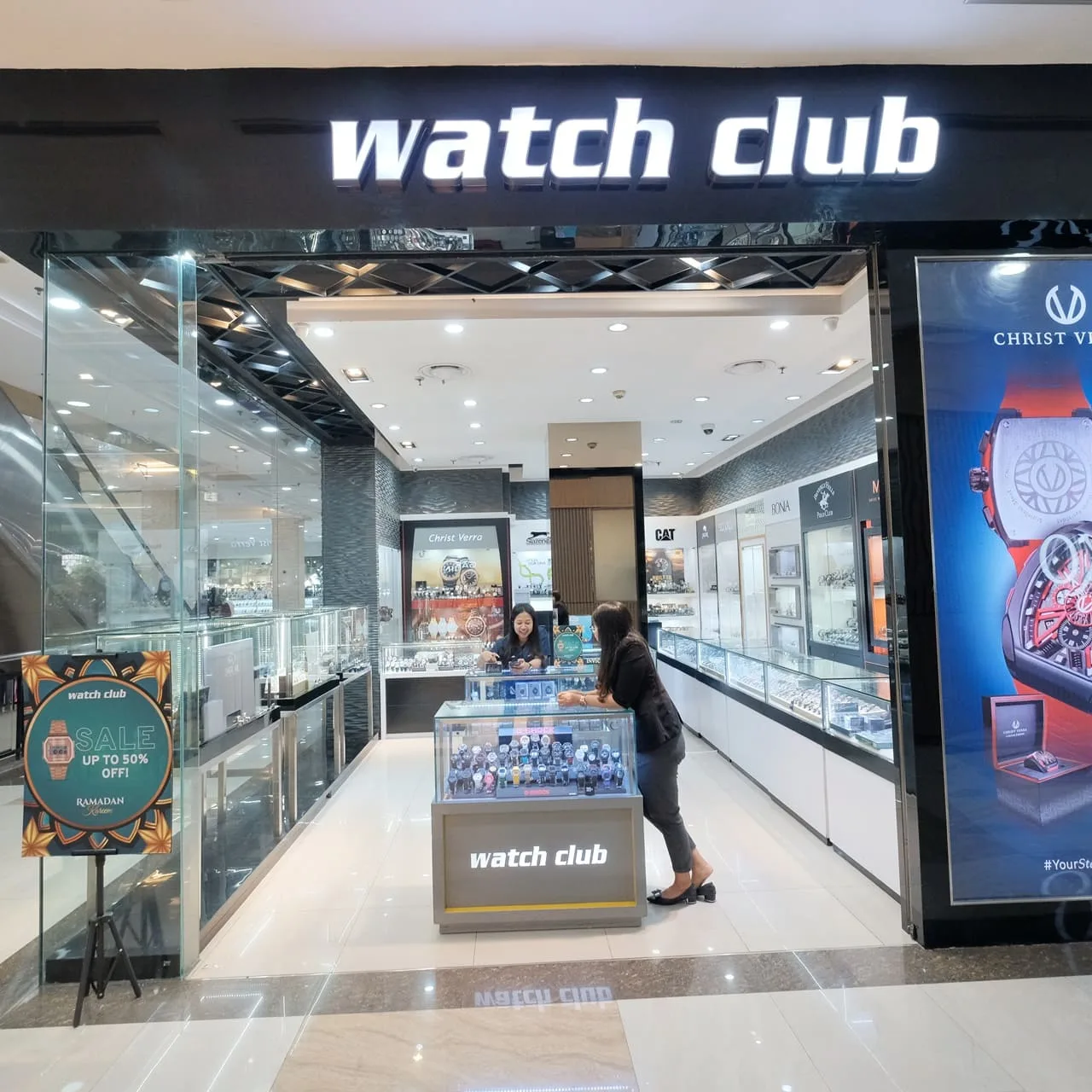 Watch Club Plaza Ambarrukmo